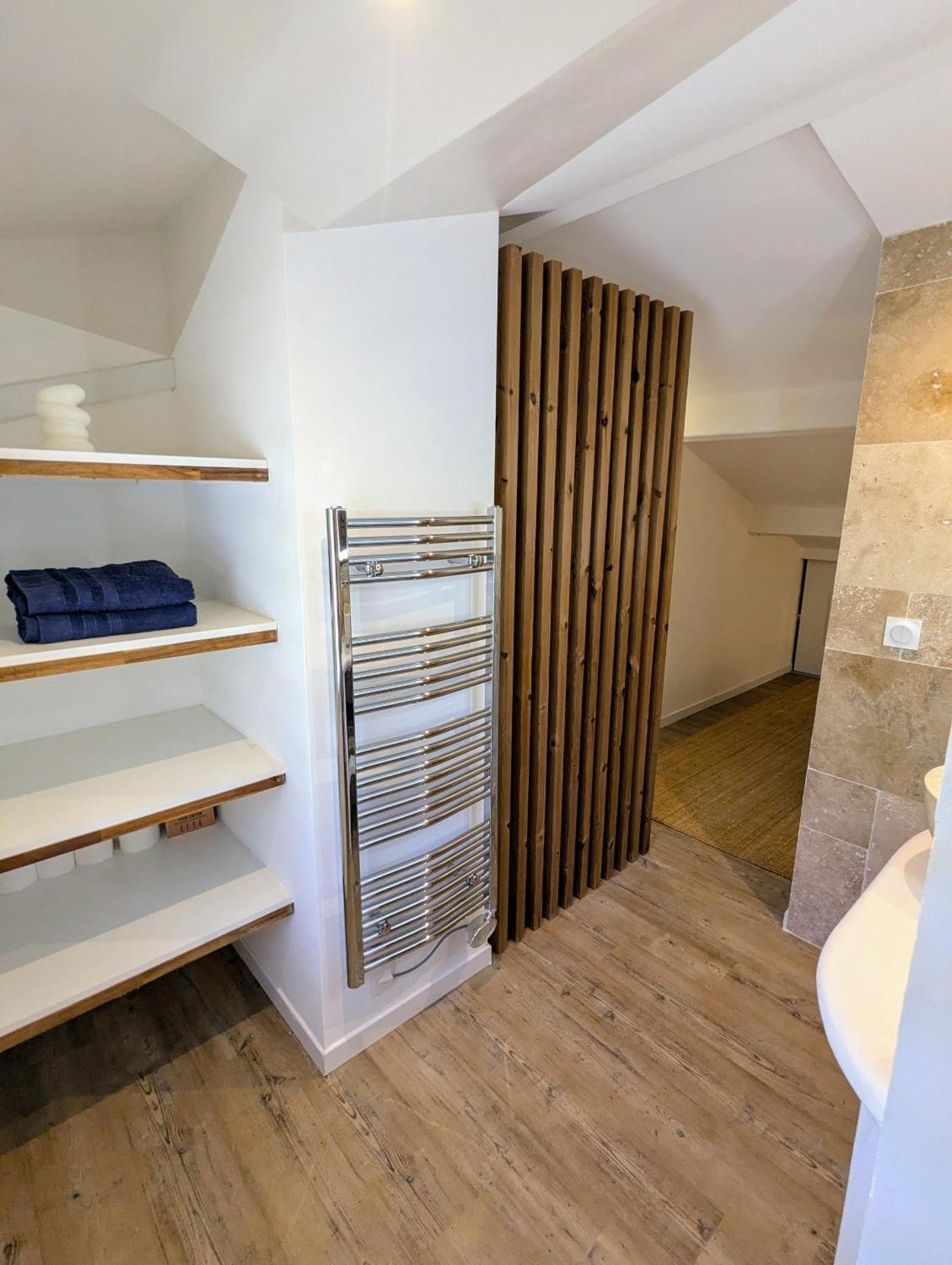 Evasion Au Calme - Maison Cosy Avec Piscine Et Tennis Saint-Vallier-de-Thiey Kültér fotó